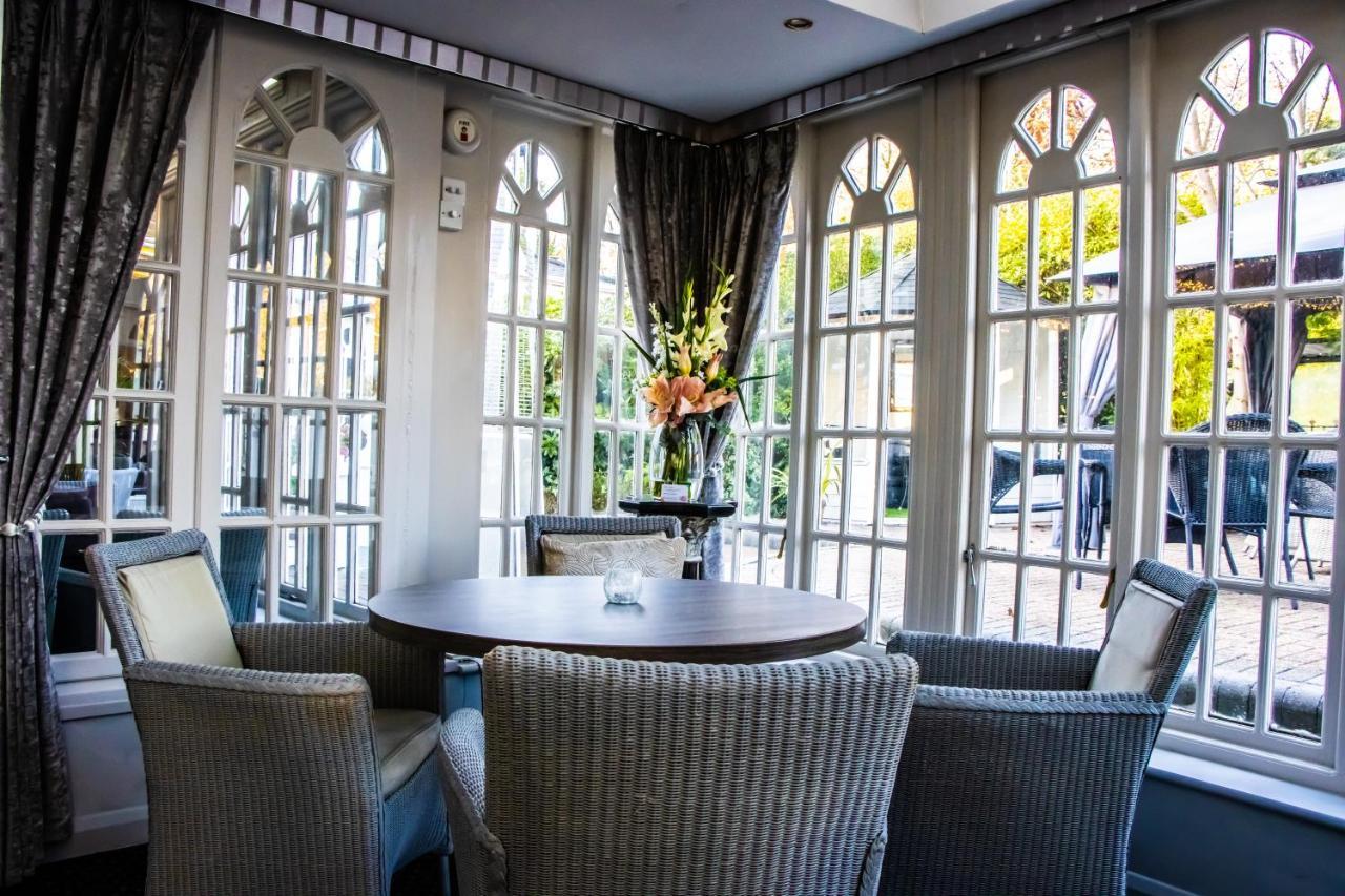 The Lord Bute Hotel Highcliffe Buitenkant foto