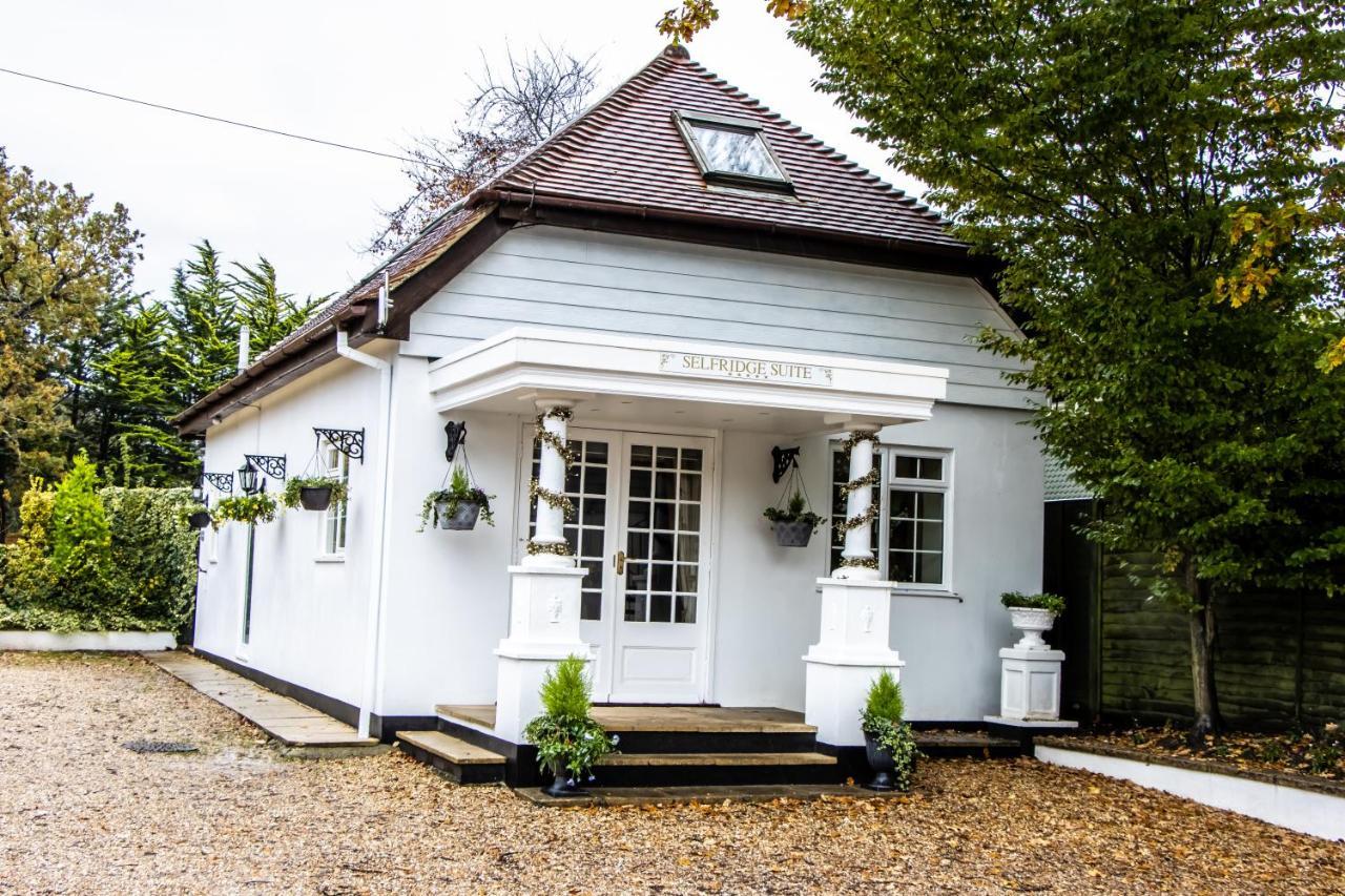 The Lord Bute Hotel Highcliffe Buitenkant foto